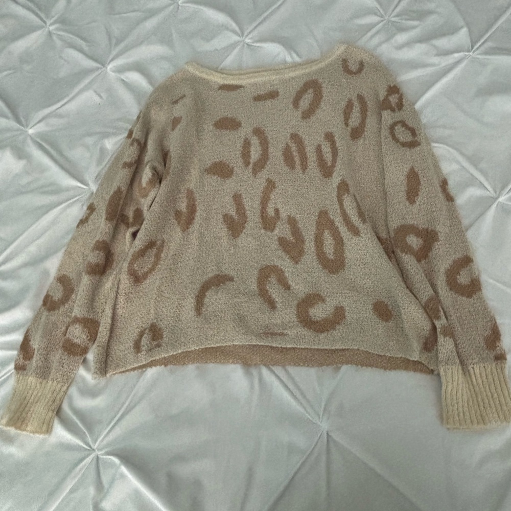 SHEIN Cream and Brown Leopard Print Sweater